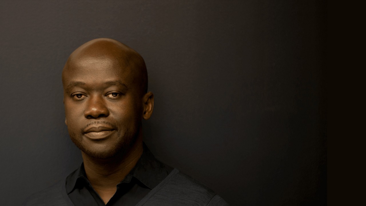 Ο SIR DAVID ADJAYE ΠΡΟΣΤΙΘΕΤΑΙ ΣΤΗΝ ΕΛΙΤ ΚΡΙΤΙΚΗ ΕΠΙΤΡΟΠΗ ΤΩΝ ΒΡΑΒΕΙΩΝ ΣΧΕΔΙΑΣΜΟΥ LEXUS 2018