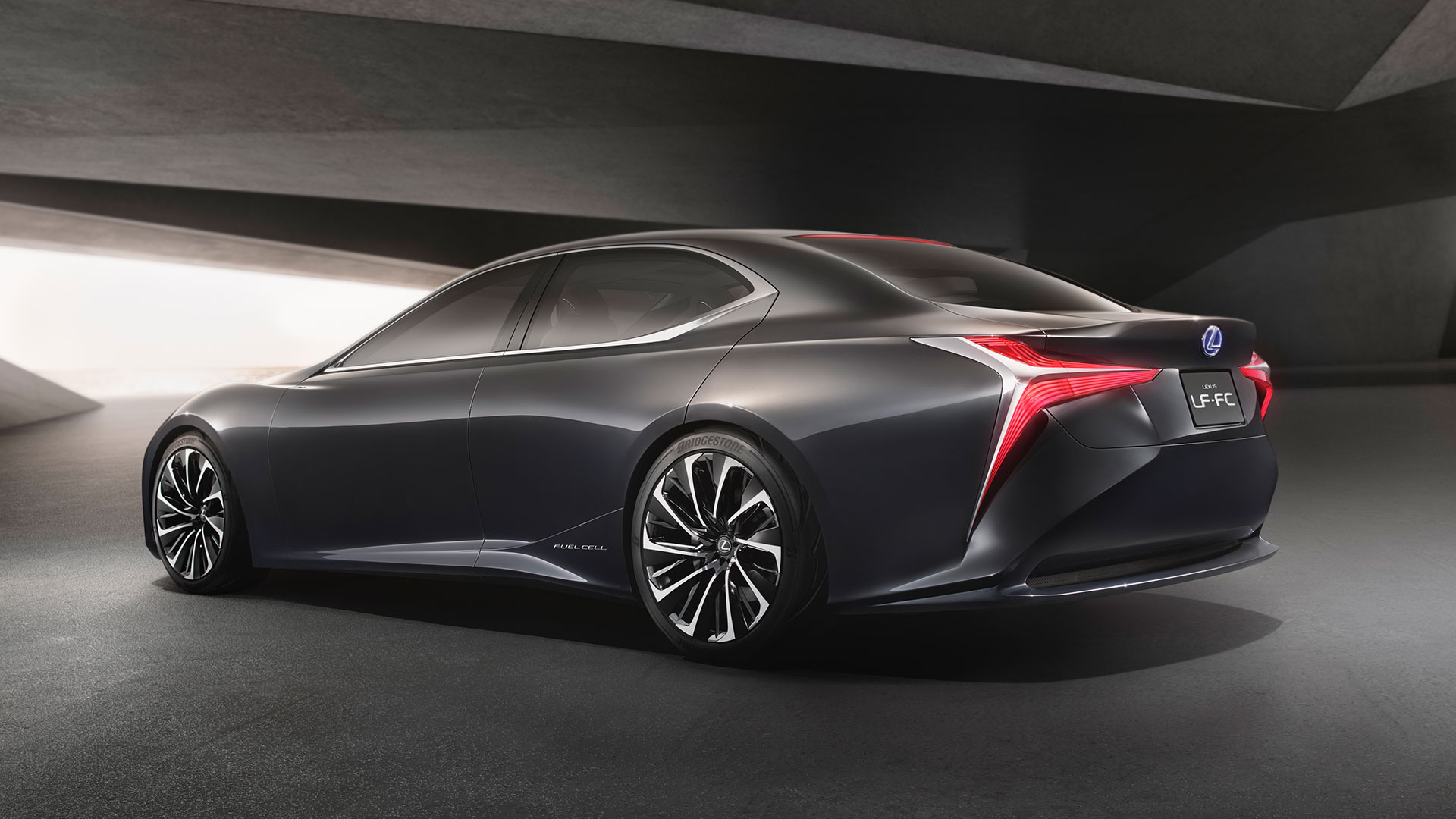 Lexus LF-FC Hydrogen Fuel-cell Sedan concept car 